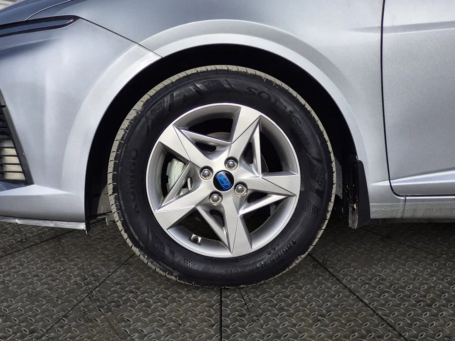 2024 Hyundai Accent Fleet 