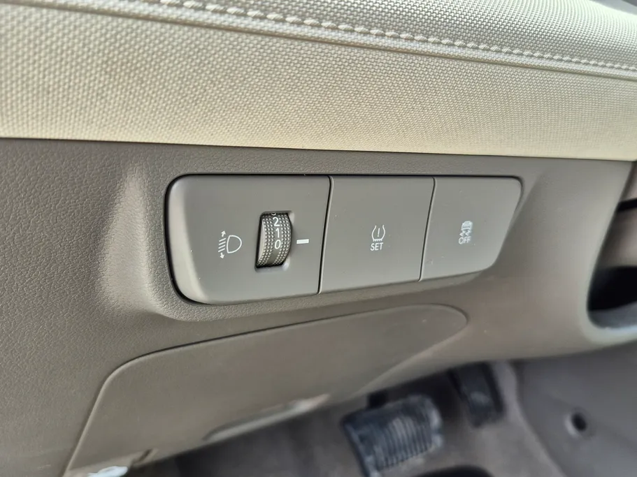 2024 Hyundai Accent Fleet 