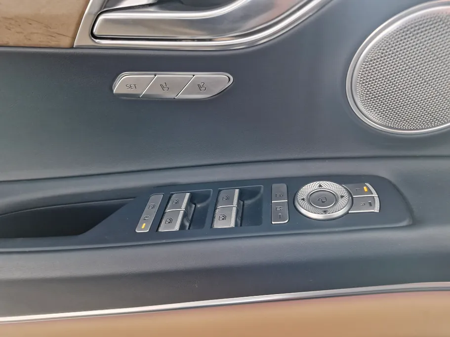 2023 Genesis GV80 Prestige 