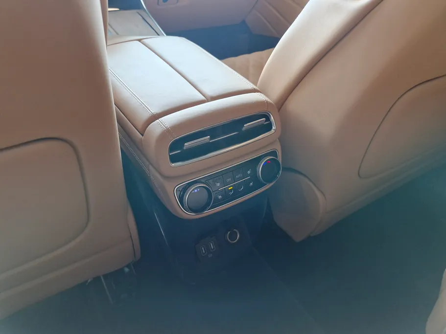 2023 Genesis GV80 Prestige 