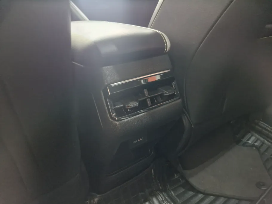 2024 Geely Coolray جي كي 