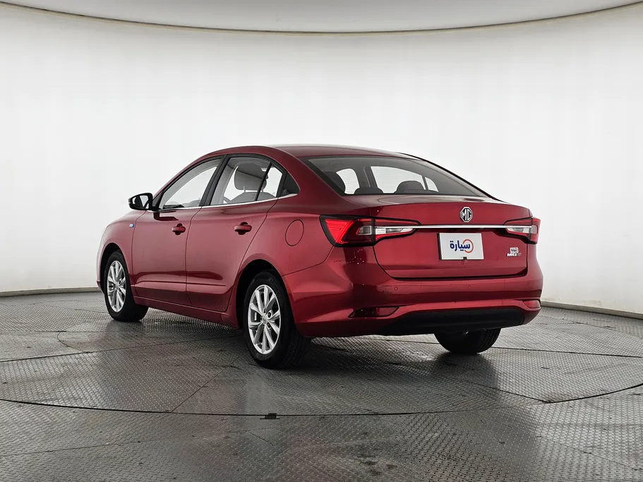 ام جي 5 COM 2022 