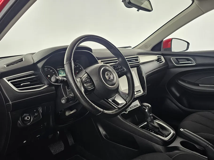 ام جي 5 COM 2022 