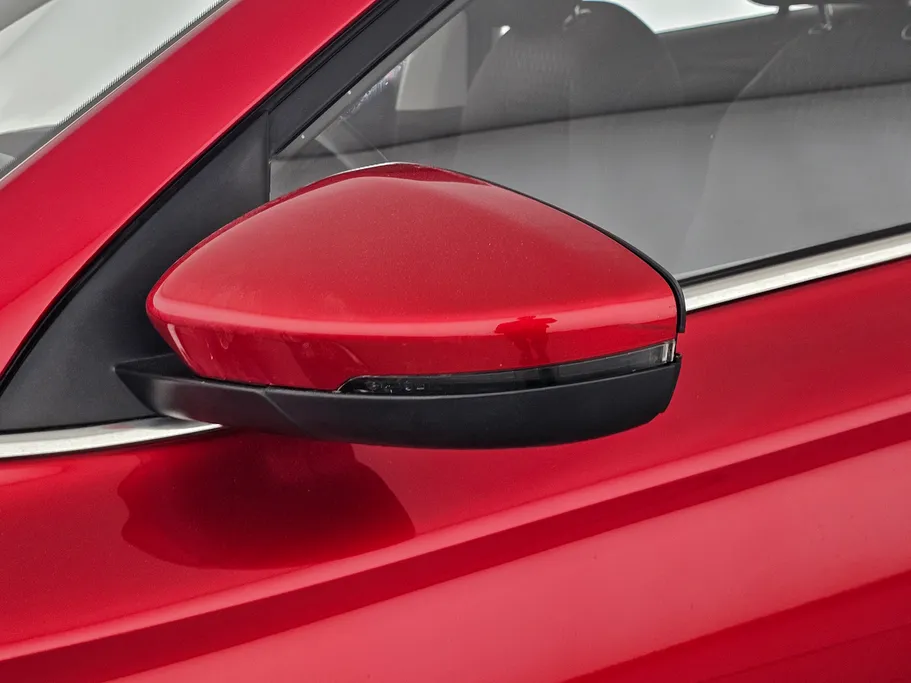 ام جي 5 COM 2022 