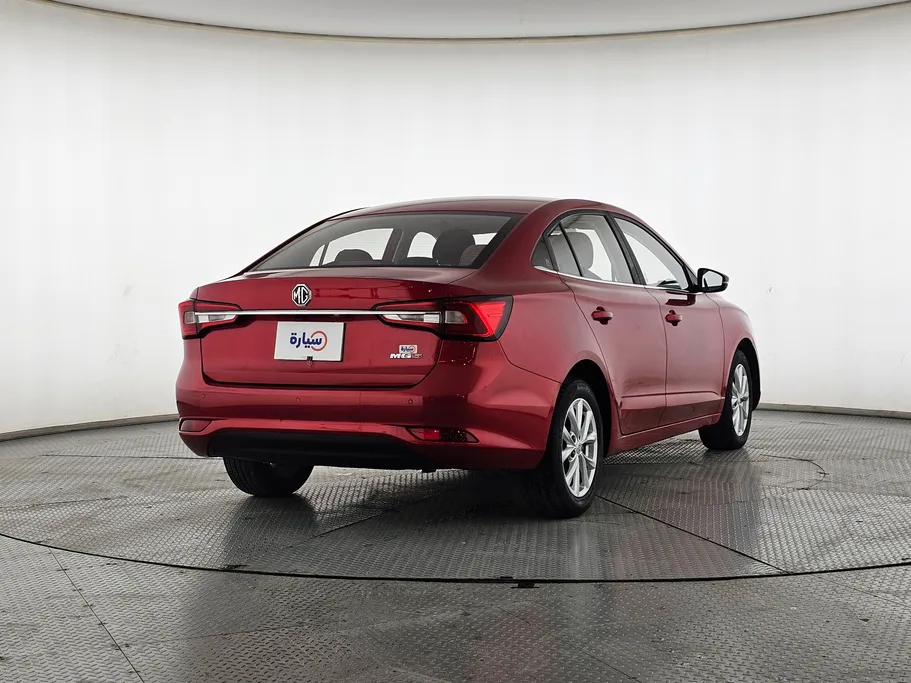 ام جي 5 COM 2022 