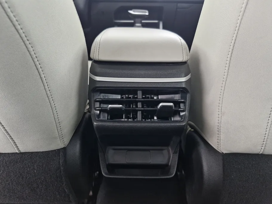 جيلي امجراند GS 2023 