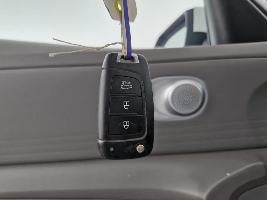 2021 Hyundai Elantra Smart 