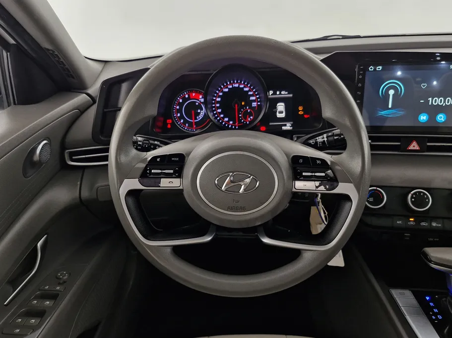 2021 Hyundai Elantra Smart 