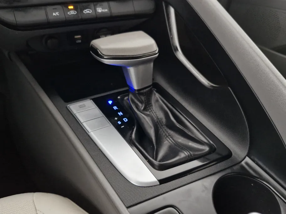 2021 Hyundai Elantra Smart 