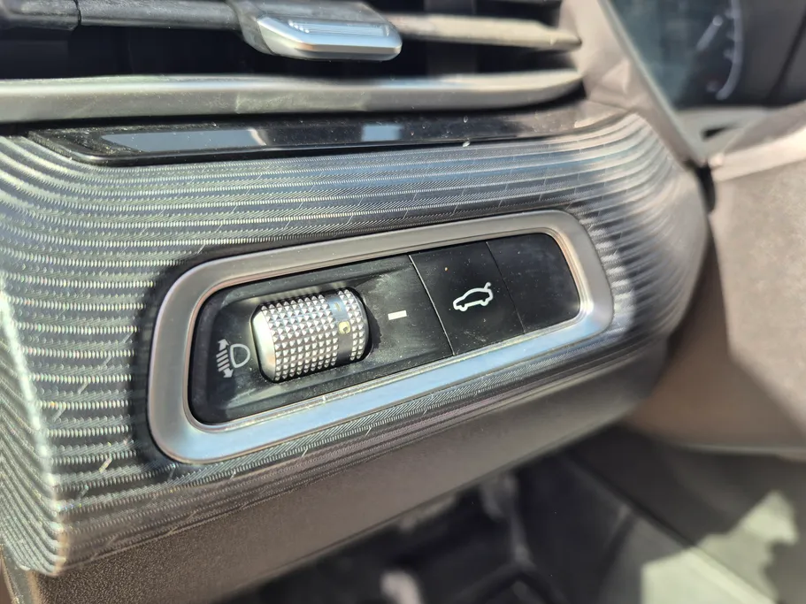 جيلي امجراند GS 2024 