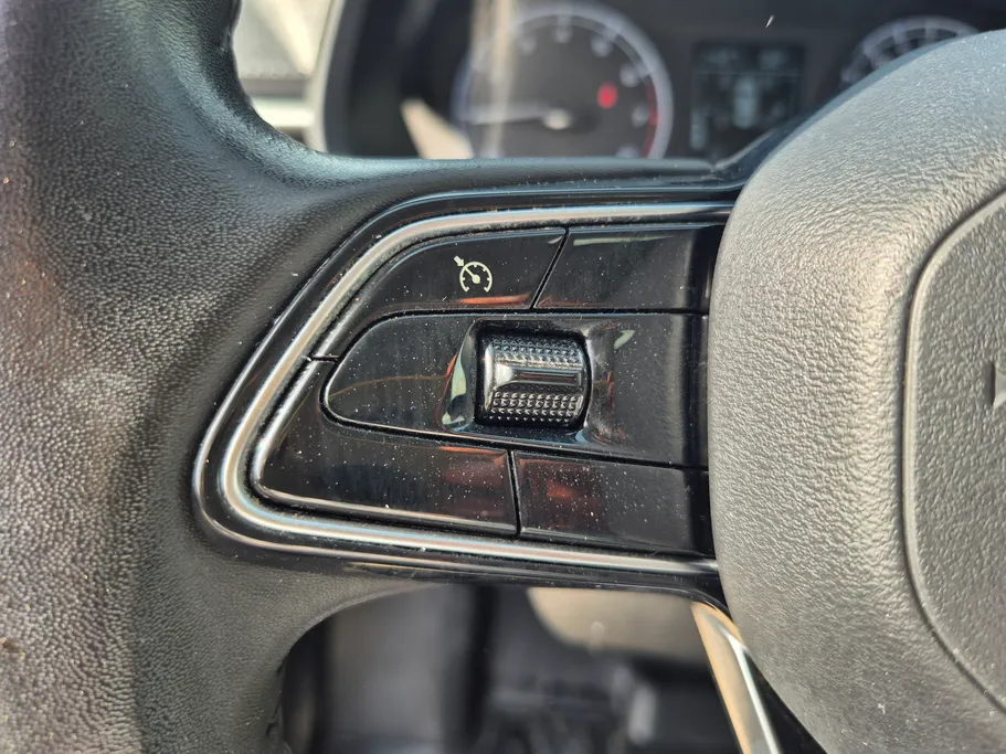 جيلي امجراند GS 2024 