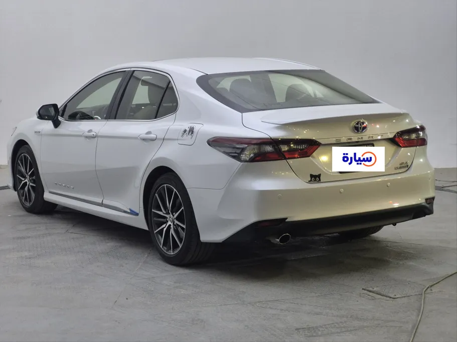 2023 Toyota Camry  GLE HEV  