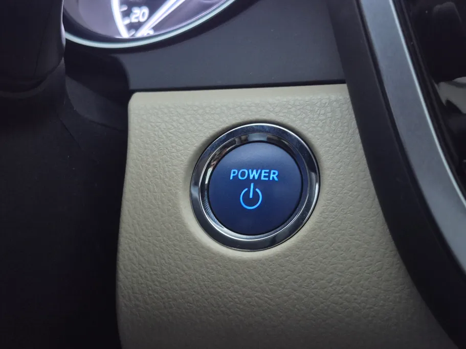 2023 Toyota Camry  GLE HEV  