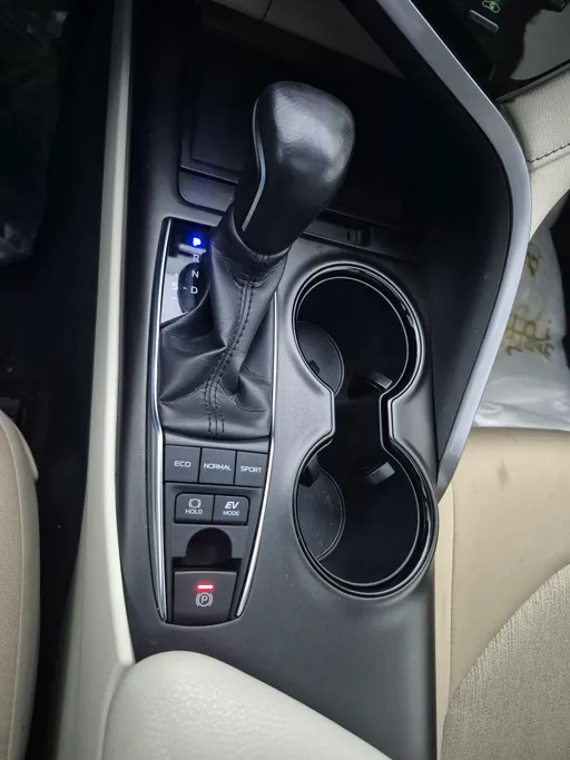 2023 Toyota Camry  GLE HEV  