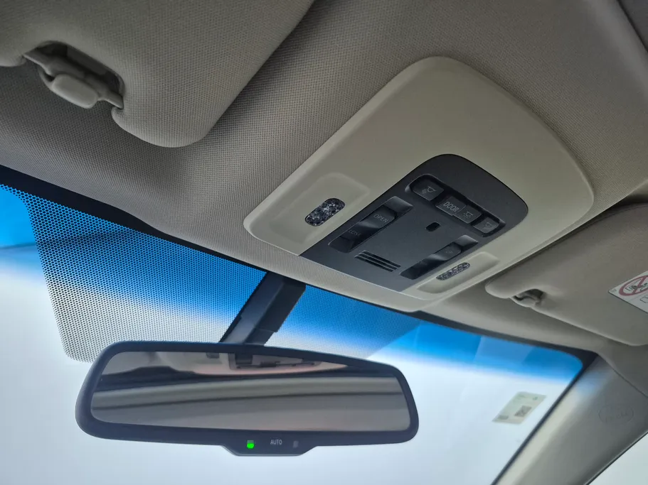 2023 Toyota Camry  GLE HEV  