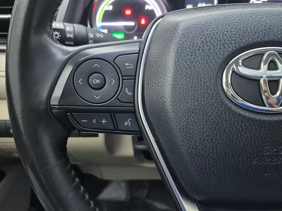 2023 Toyota Camry  GLE HEV  