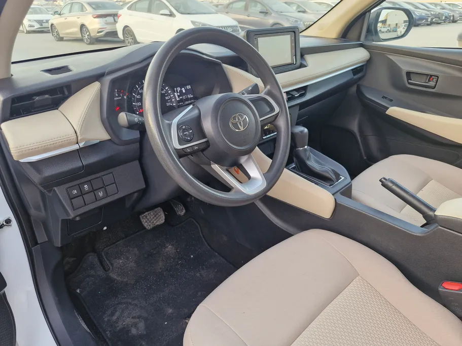 تويوتا يارس Y 2024 