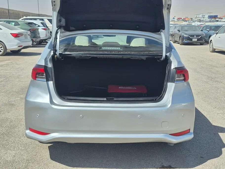 تويوتا كورولا XLI 2022 