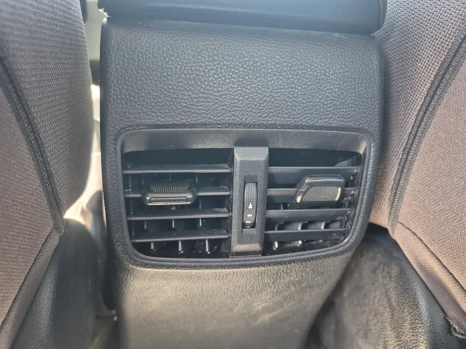 تويوتا كورولا XLI 2022 