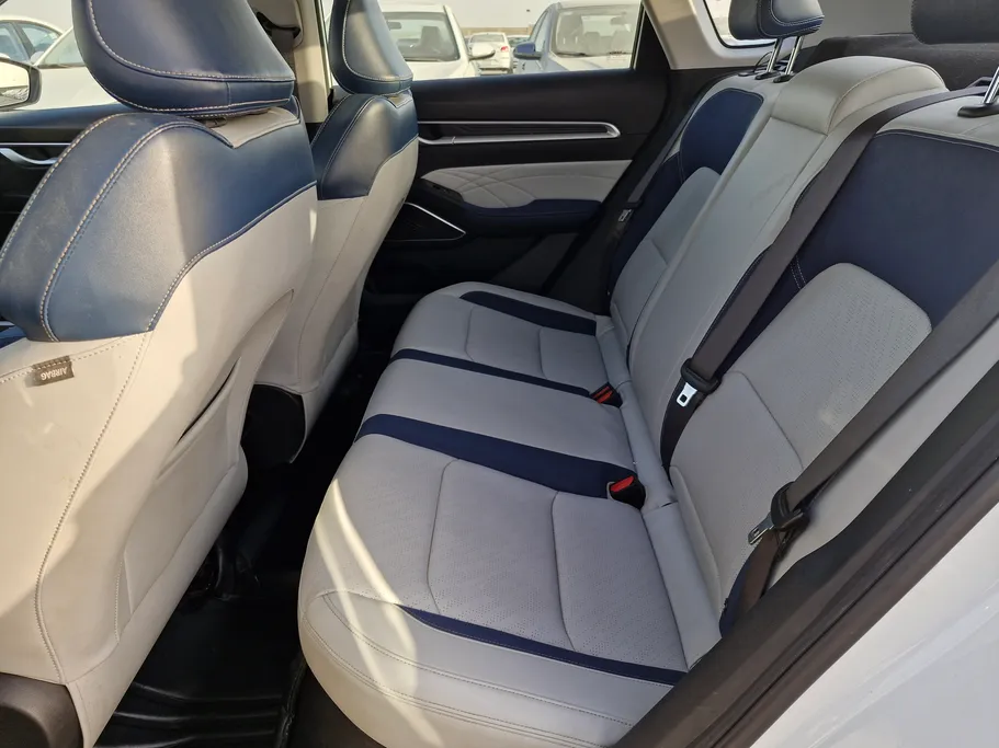 2023 جيلي Emgrand GF 