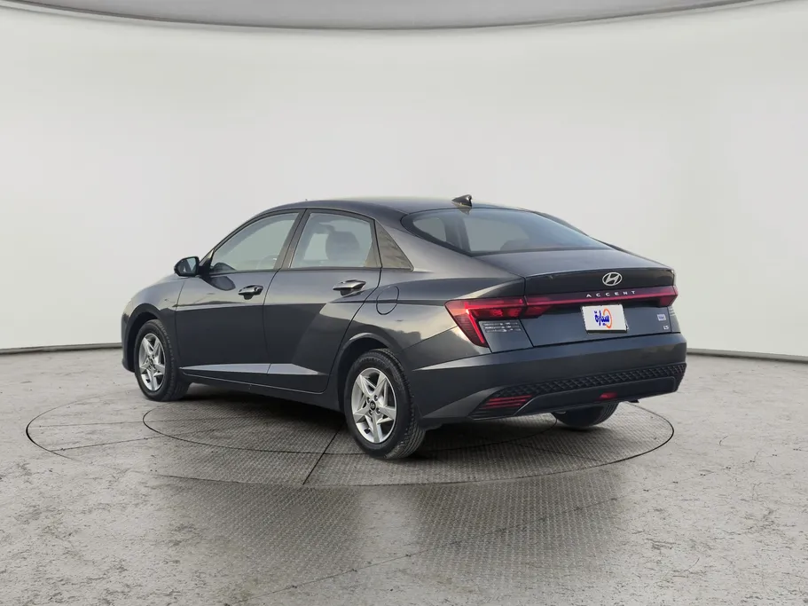 2024 Hyundai Accent Fleet 