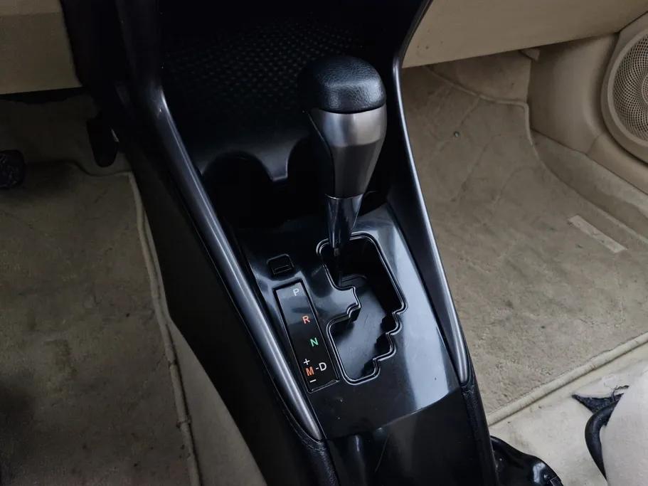 2022 Toyota Yaris  Y 