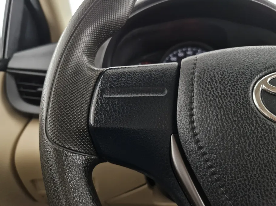 2022 Toyota Yaris  Y 