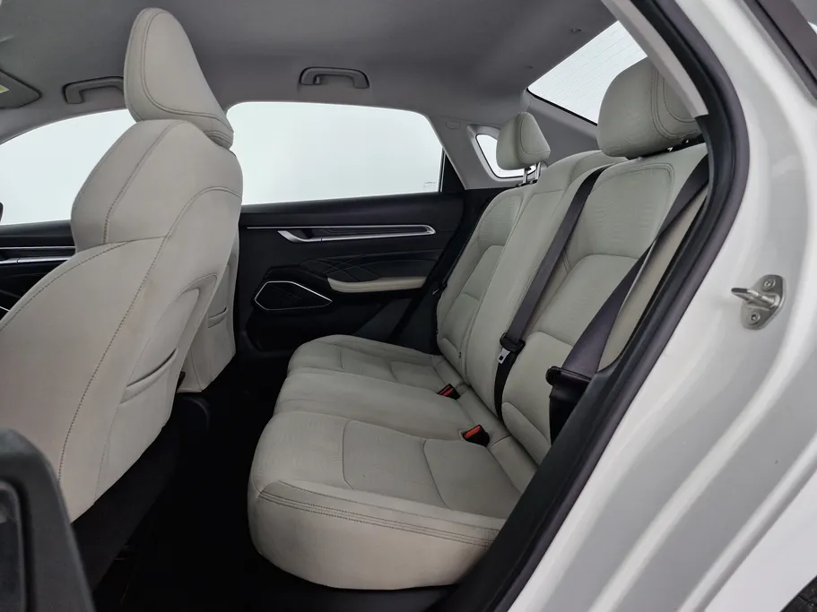 جيلي امجراند GS 2023 