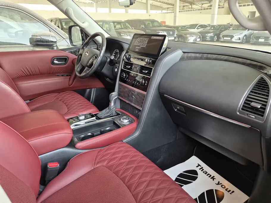 2023 Nissan Patrol LE Platinum 