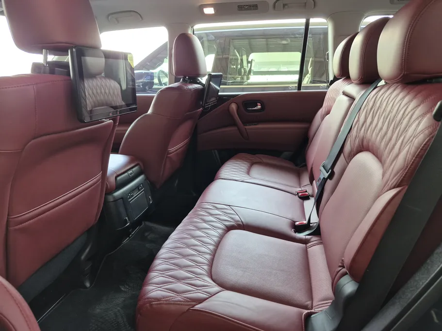 2023 Nissan Patrol LE Platinum 