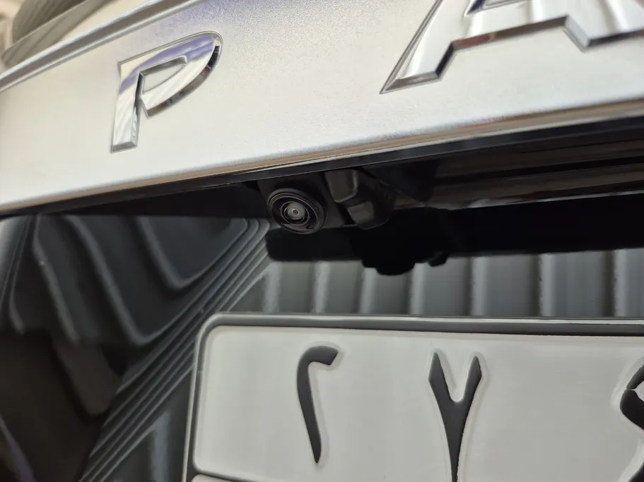 2023 Nissan Patrol LE Platinum 