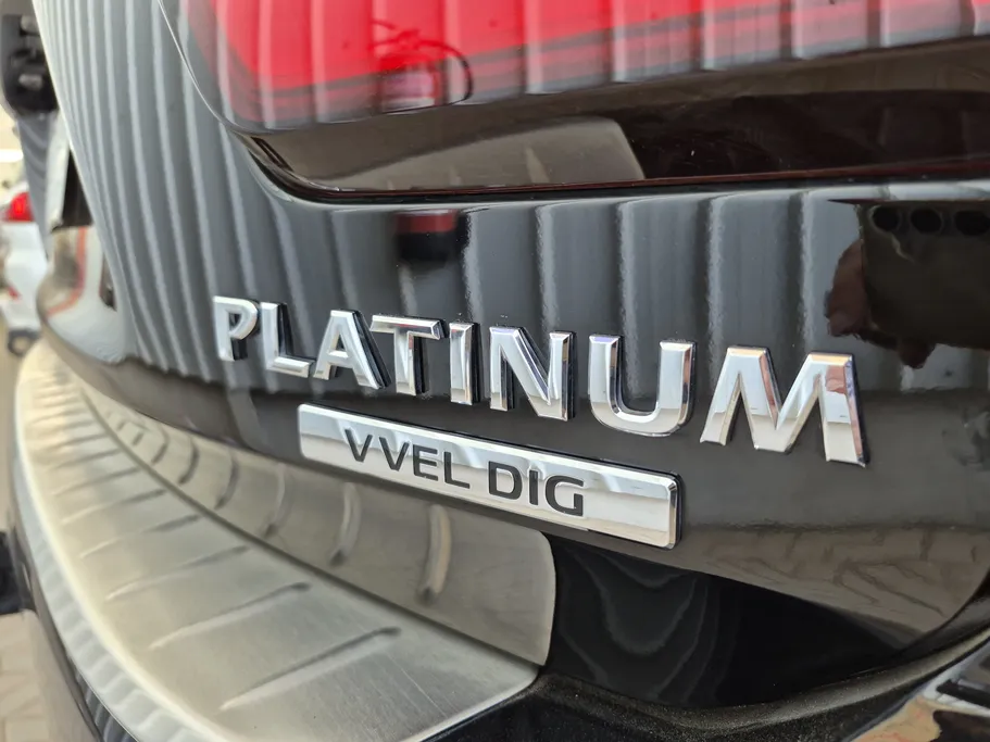 2023 Nissan Patrol LE Platinum 