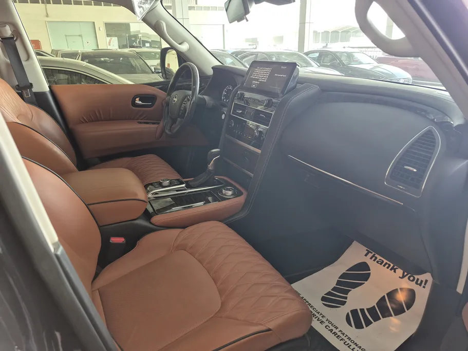 2023 Nissan Patrol Platinum 