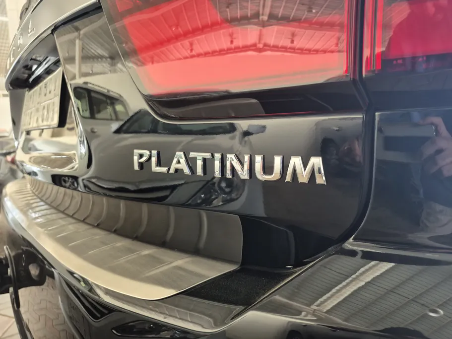 2023 Nissan Patrol Platinum 