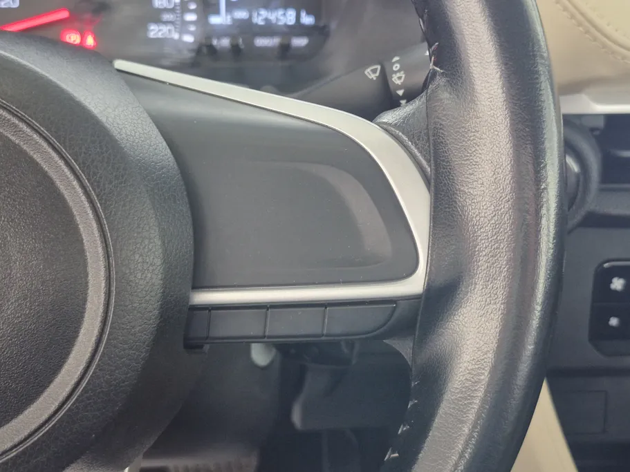 تويوتا يارس Y 2023 