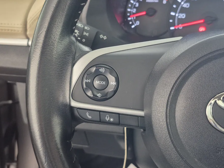 تويوتا يارس Y 2023 