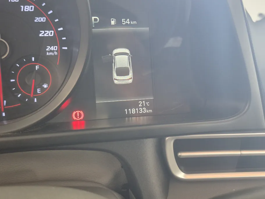 2023 Hyundai Elantra Smart 