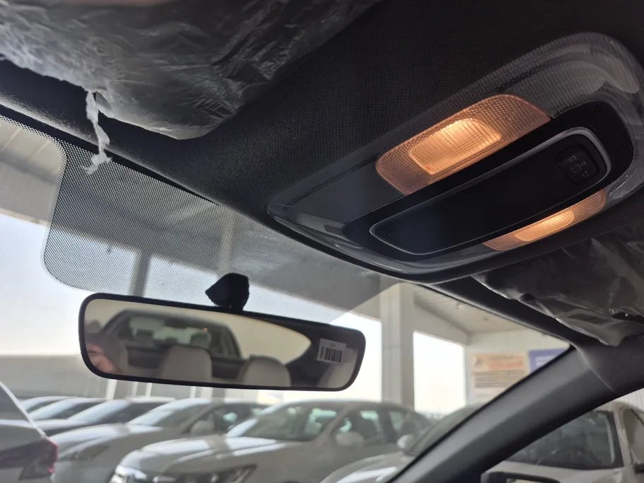 2023 Hyundai Elantra Smart 