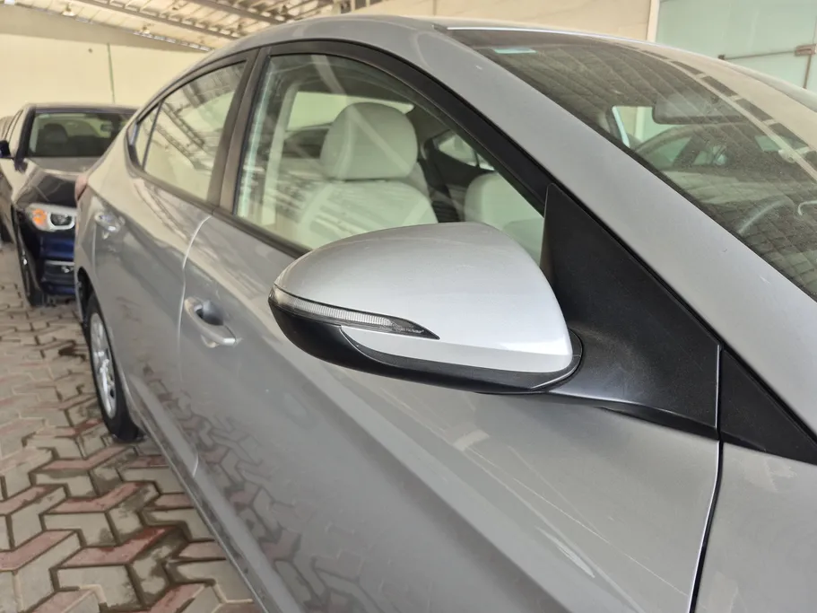 2020 Hyundai Elantra GL 