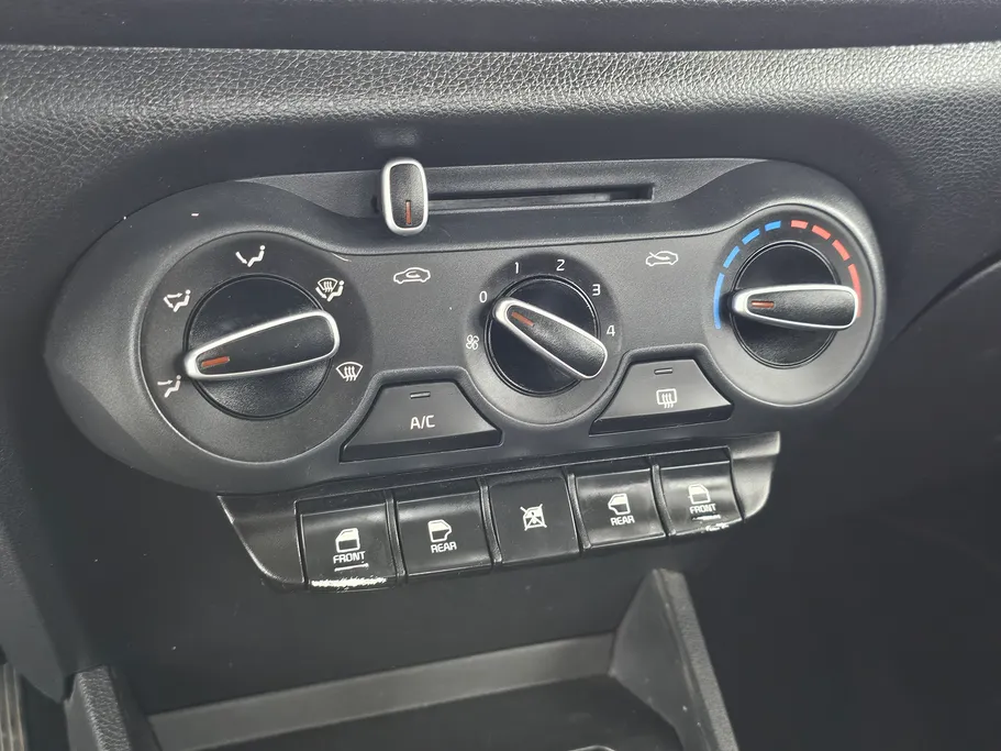 2022 كيا Pegas LX 