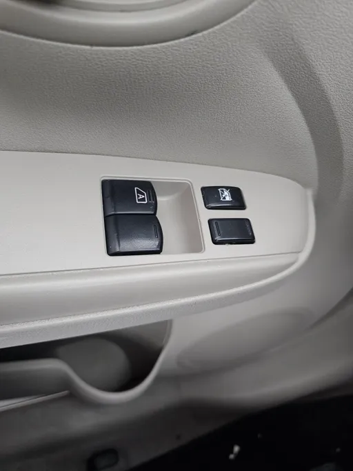 نيسان صني SV 2021 