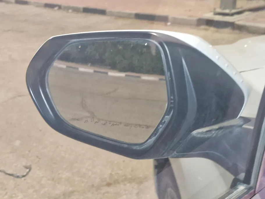 2024 Toyota Yaris  Y Plus 