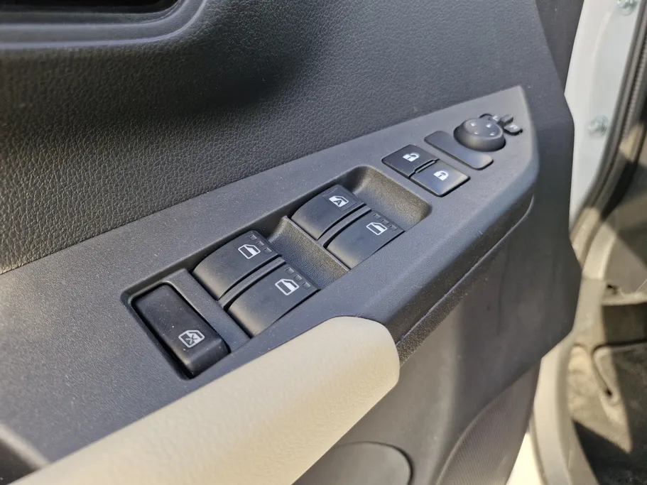 تويوتا يارس Y Plus 2024 