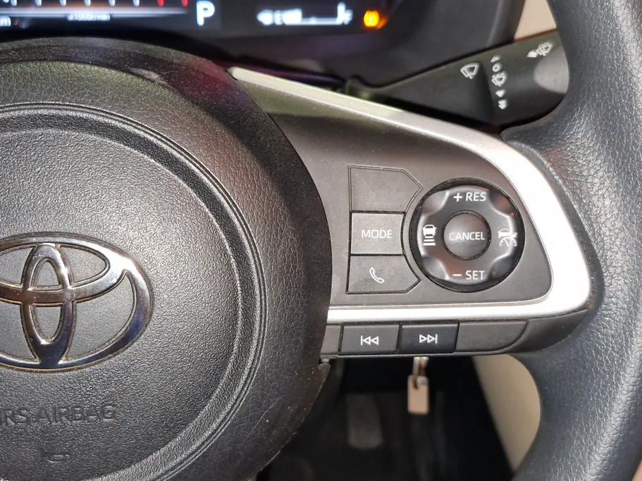 2024 Toyota Yaris  Y Plus 