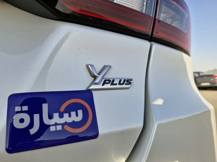 تويوتا يارس Y Plus 2024 