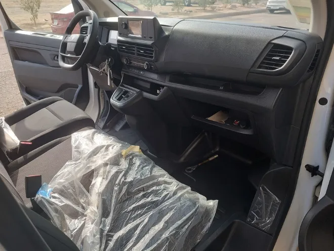 2025 Peugeot Expert VAN 