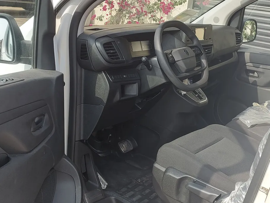 2025 Peugeot Expert VAN 