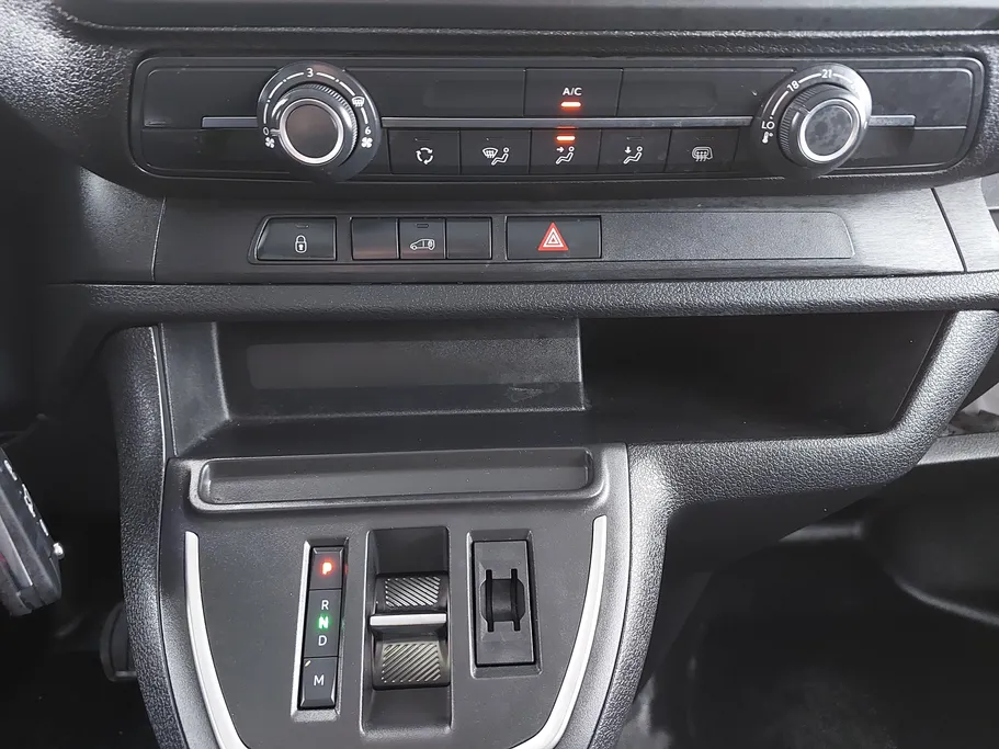 2025 Peugeot Expert VAN 