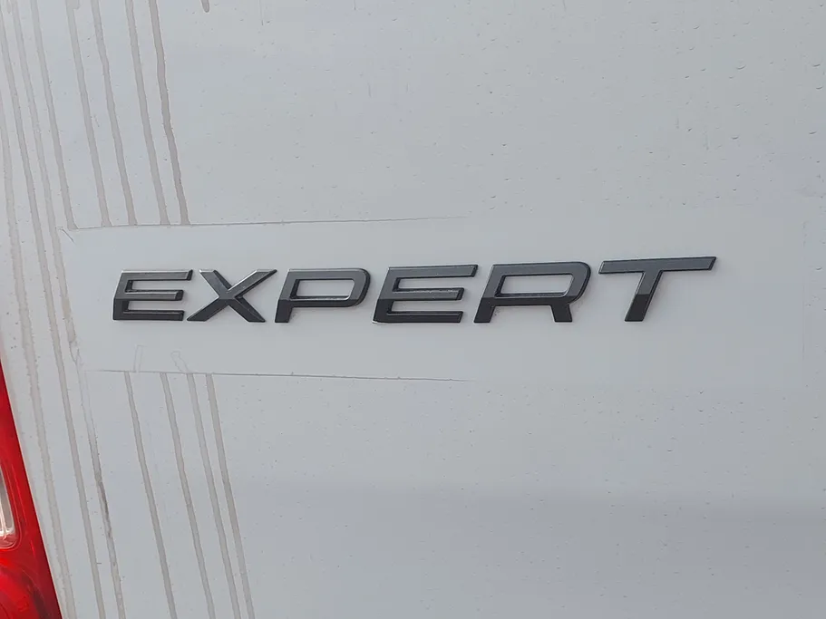 2025 Peugeot Expert VAN 