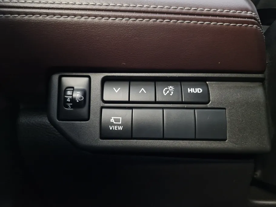 تويوتا أوربان كروزر GLX 2024 